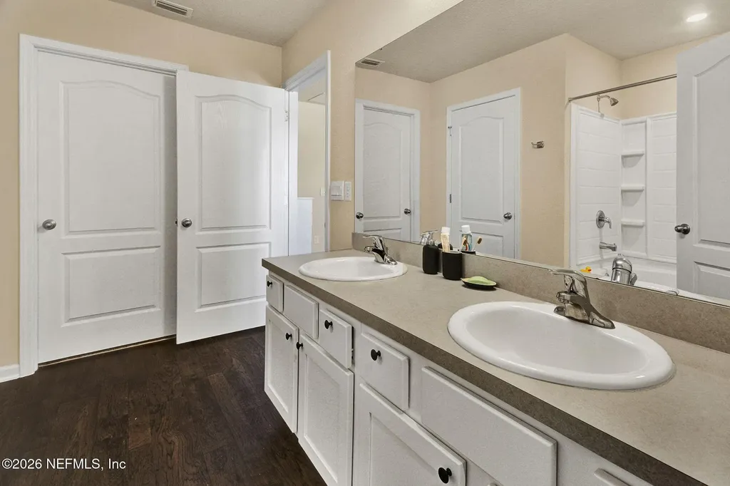 2465 Falling Star Lane Green Cove Springs FL 32043