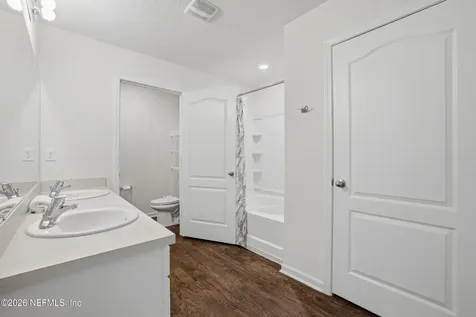 2465 Falling Star Lane Green Cove Springs FL 32043