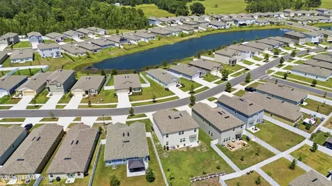 2465 Falling Star Lane Green Cove Springs FL 32043
