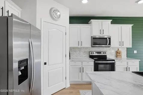 2465 Falling Star Lane Green Cove Springs FL 32043