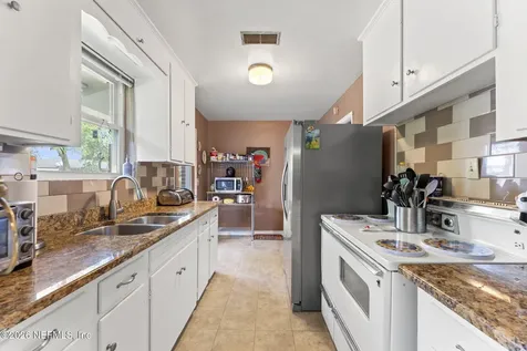 1010 Arlingwood Avenue Jacksonville FL 32211