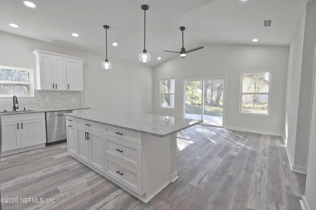 30 Delmonte Street Baldwin FL 32234