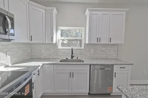 30 Delmonte Street Baldwin FL 32234