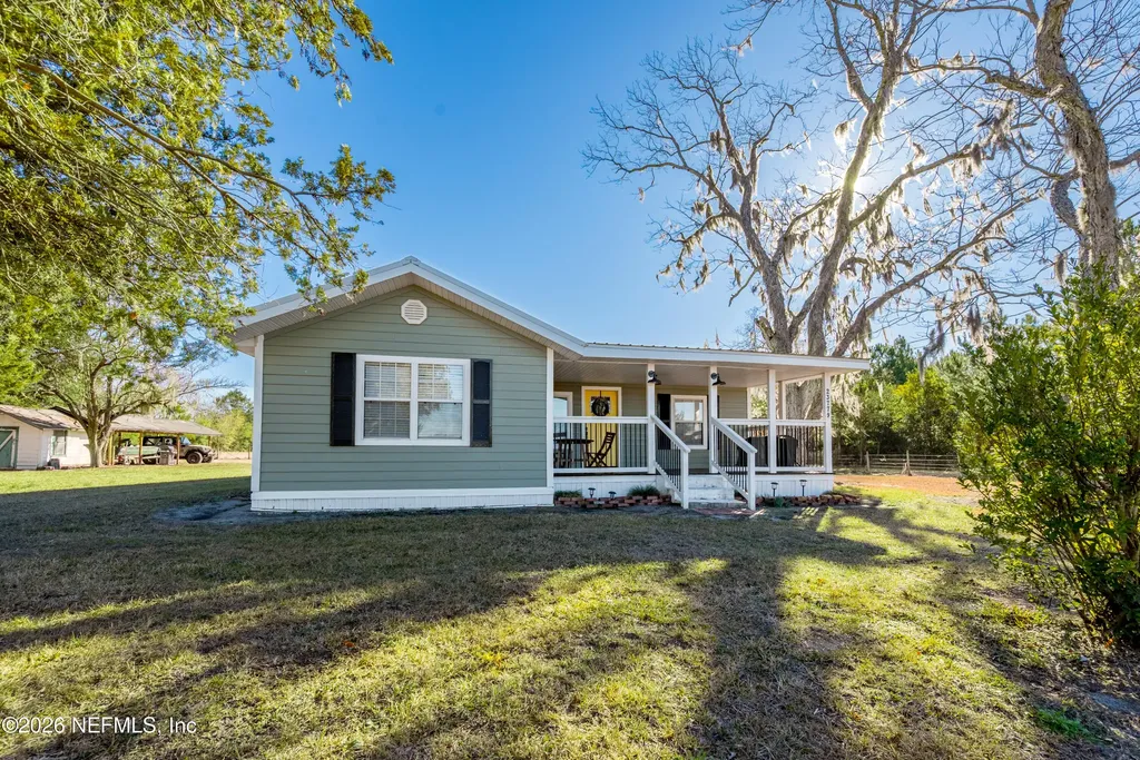23779 NW 225a County Road Lawtey FL 32058