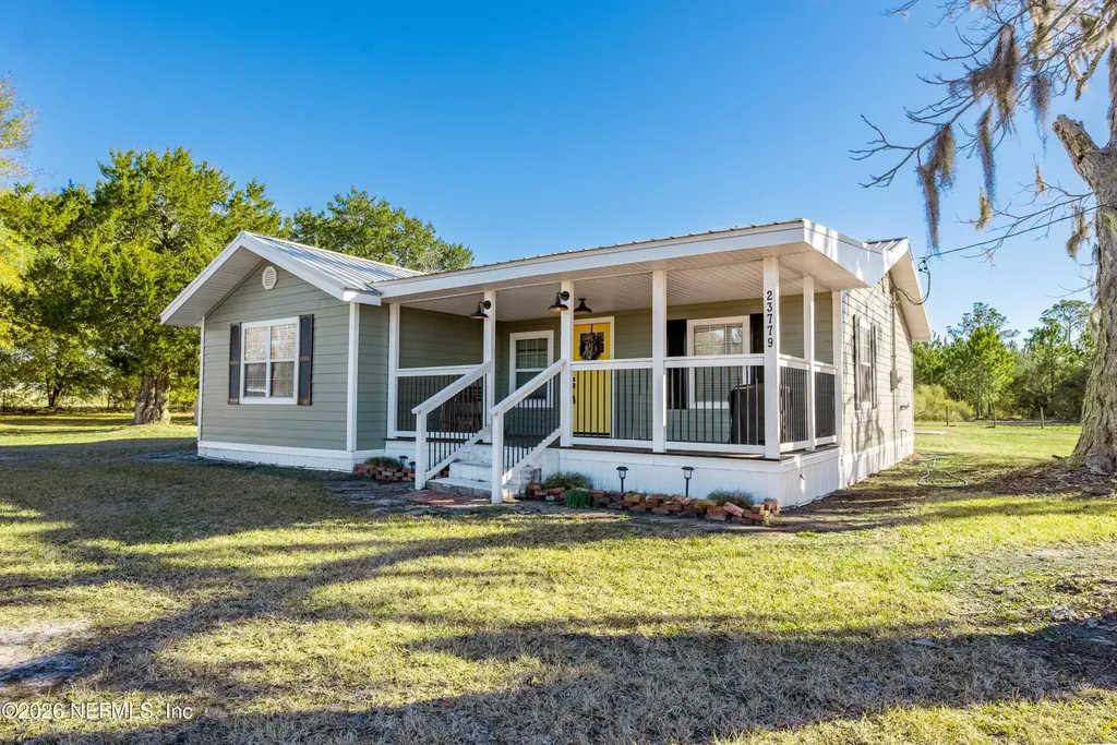 23779 NW 225a County Road Lawtey FL 32058