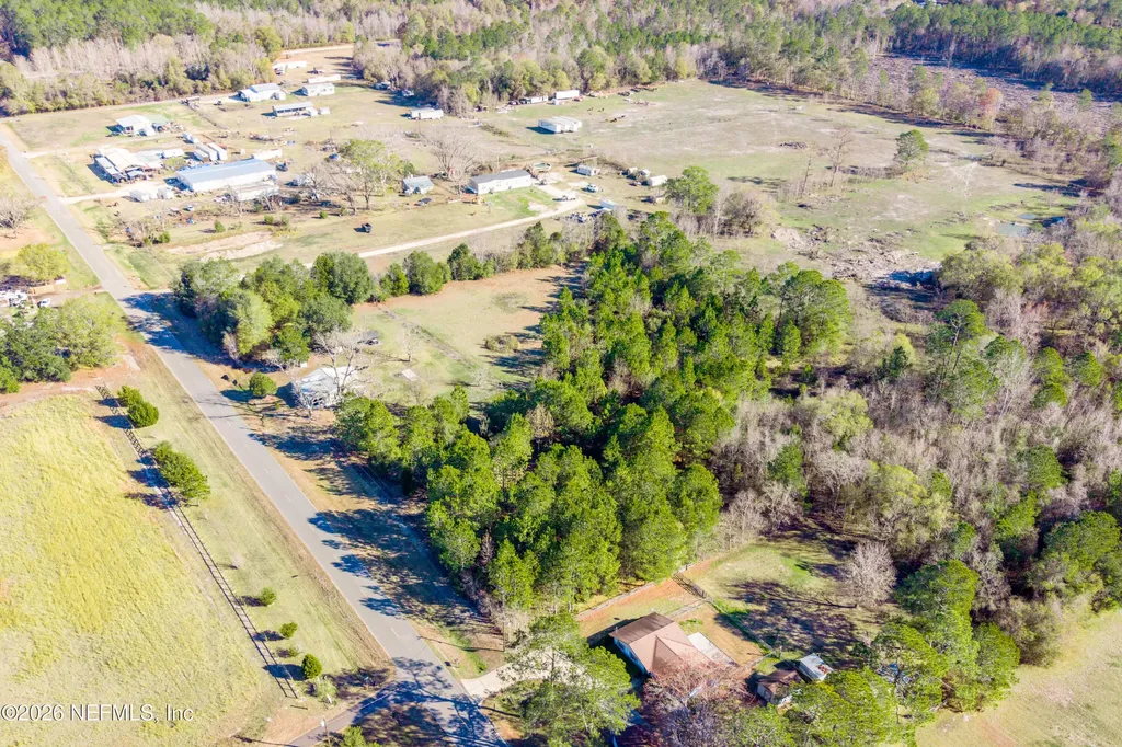 23779 NW 225a County Road Lawtey FL 32058