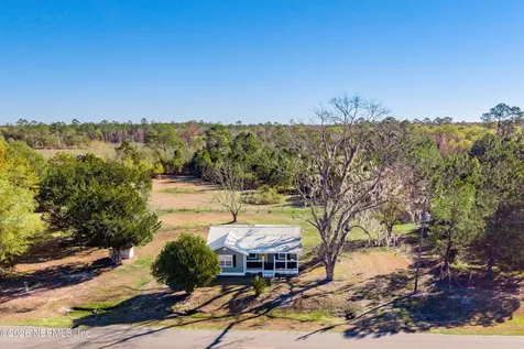 23779 NW 225a County Road Lawtey FL 32058