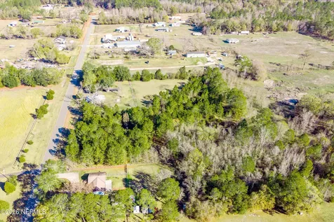 23779 NW 225a County Road Lawtey FL 32058