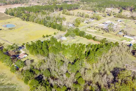 23779 NW 225a County Road Lawtey FL 32058