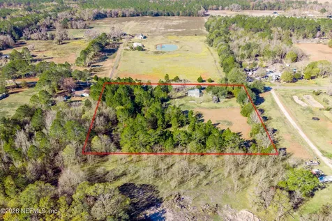 23779 NW 225a County Road Lawtey FL 32058