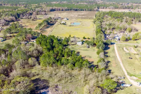 23779 NW 225a County Road Lawtey FL 32058