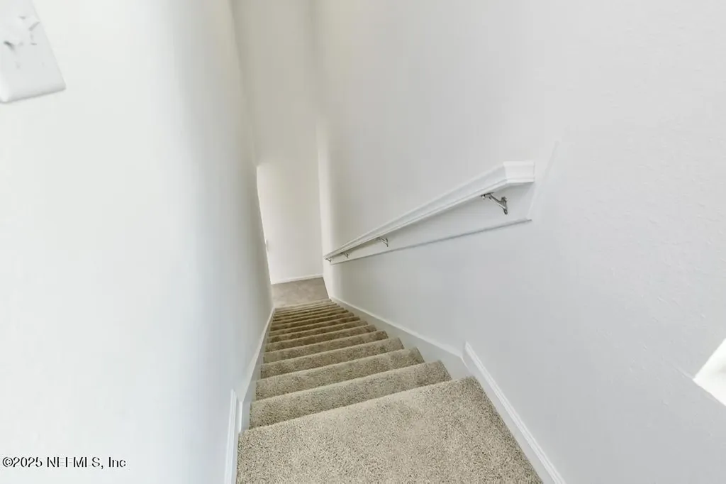 11082 Pine Street Jacksonville FL 32218