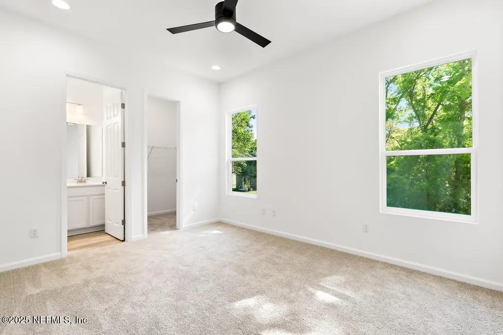 11082 Pine Street Jacksonville FL 32218