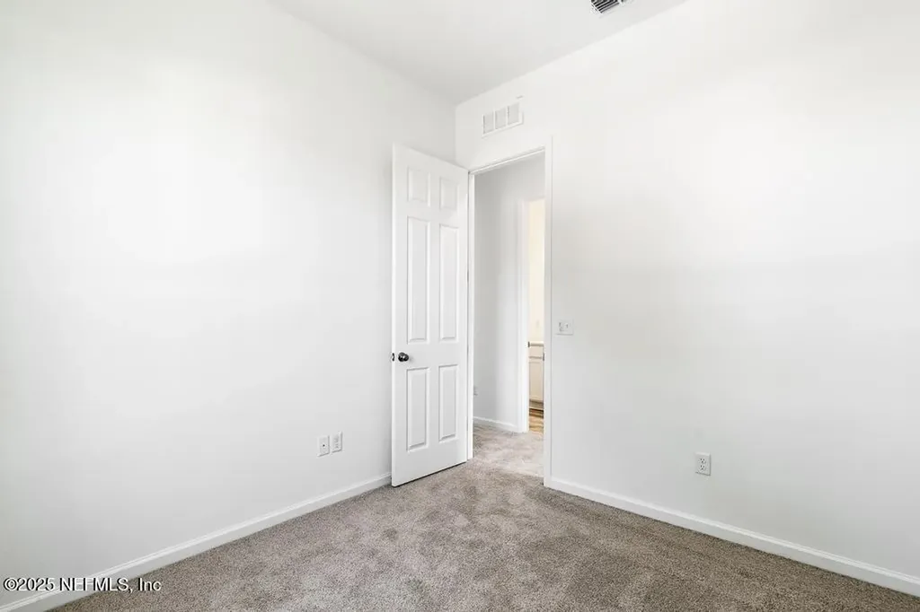 11082 Pine Street Jacksonville FL 32218