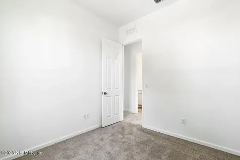 11082 Pine Street Jacksonville FL 32218