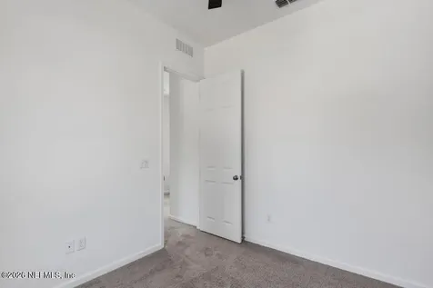 11082 Pine Street Jacksonville FL 32218