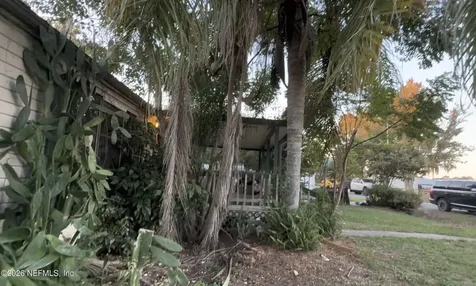 169 Jewel Avenue Interlachen FL 32148