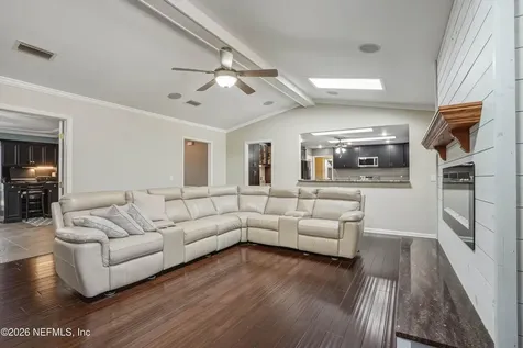 2276 The Woods Drive E Jacksonville FL 32246
