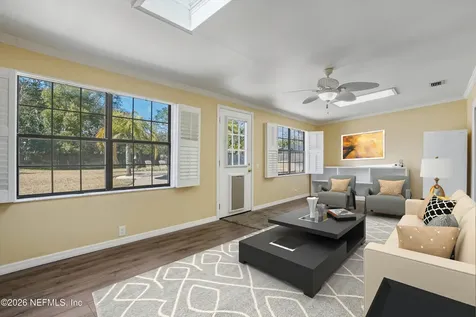 2276 The Woods Drive E Jacksonville FL 32246