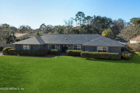2276 The Woods Drive E Jacksonville FL 32246