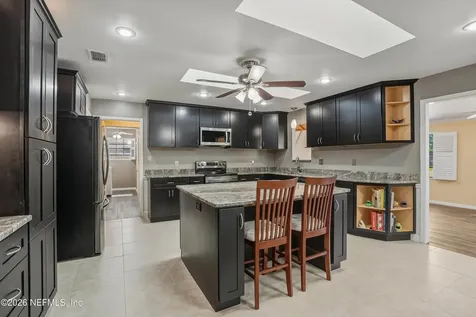 2276 The Woods Drive E Jacksonville FL 32246