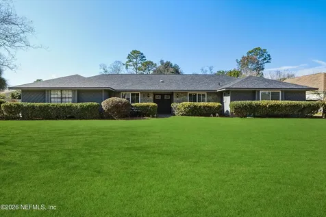 2276 The Woods Drive E Jacksonville FL 32246