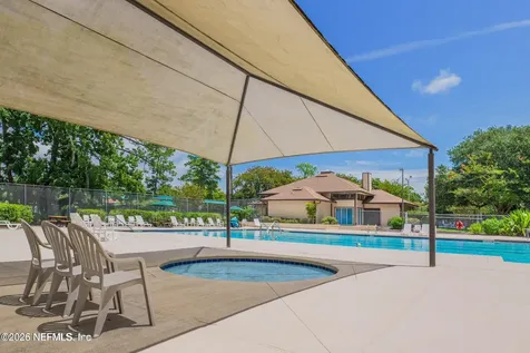 2276 The Woods Drive E Jacksonville FL 32246
