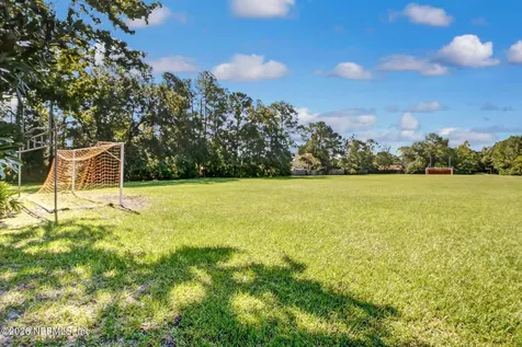 2276 The Woods Drive E Jacksonville FL 32246