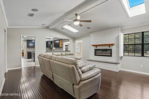 2276 The Woods Drive E Jacksonville FL 32246