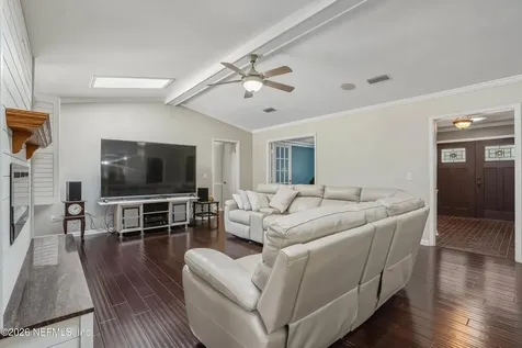 2276 The Woods Drive E Jacksonville FL 32246