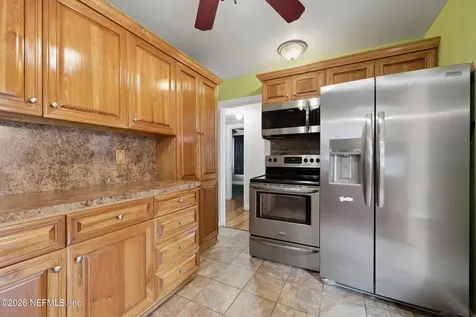 182 W 61st Street Jacksonville FL 32208