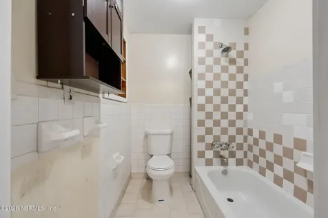 182 W 61st Street Jacksonville FL 32208