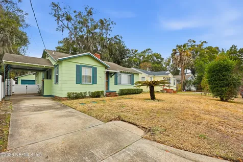182 W 61st Street Jacksonville FL 32208