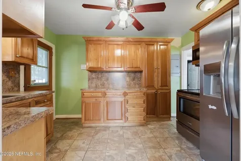 182 W 61st Street Jacksonville FL 32208