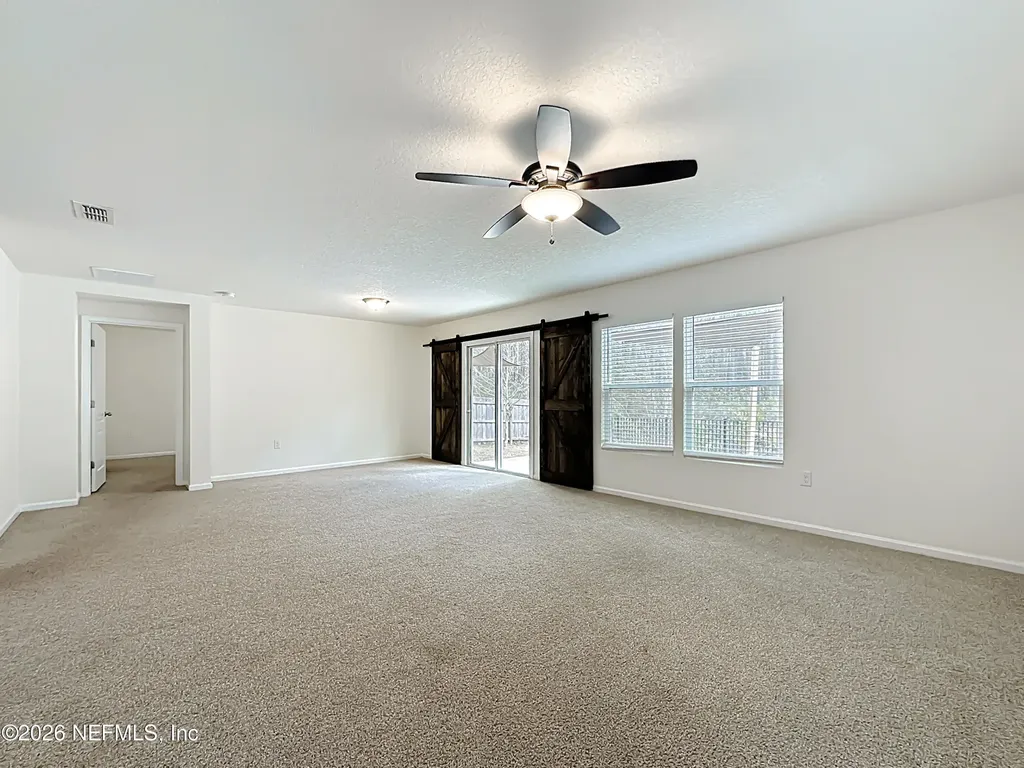 2047 April Oaks Drive Jacksonville FL 32221