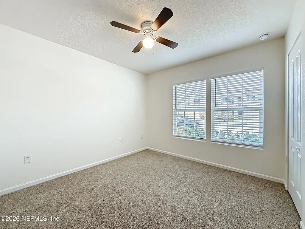 2047 April Oaks Drive Jacksonville FL 32221