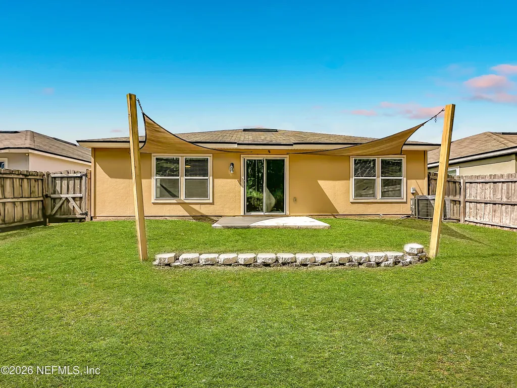 2047 April Oaks Drive Jacksonville FL 32221