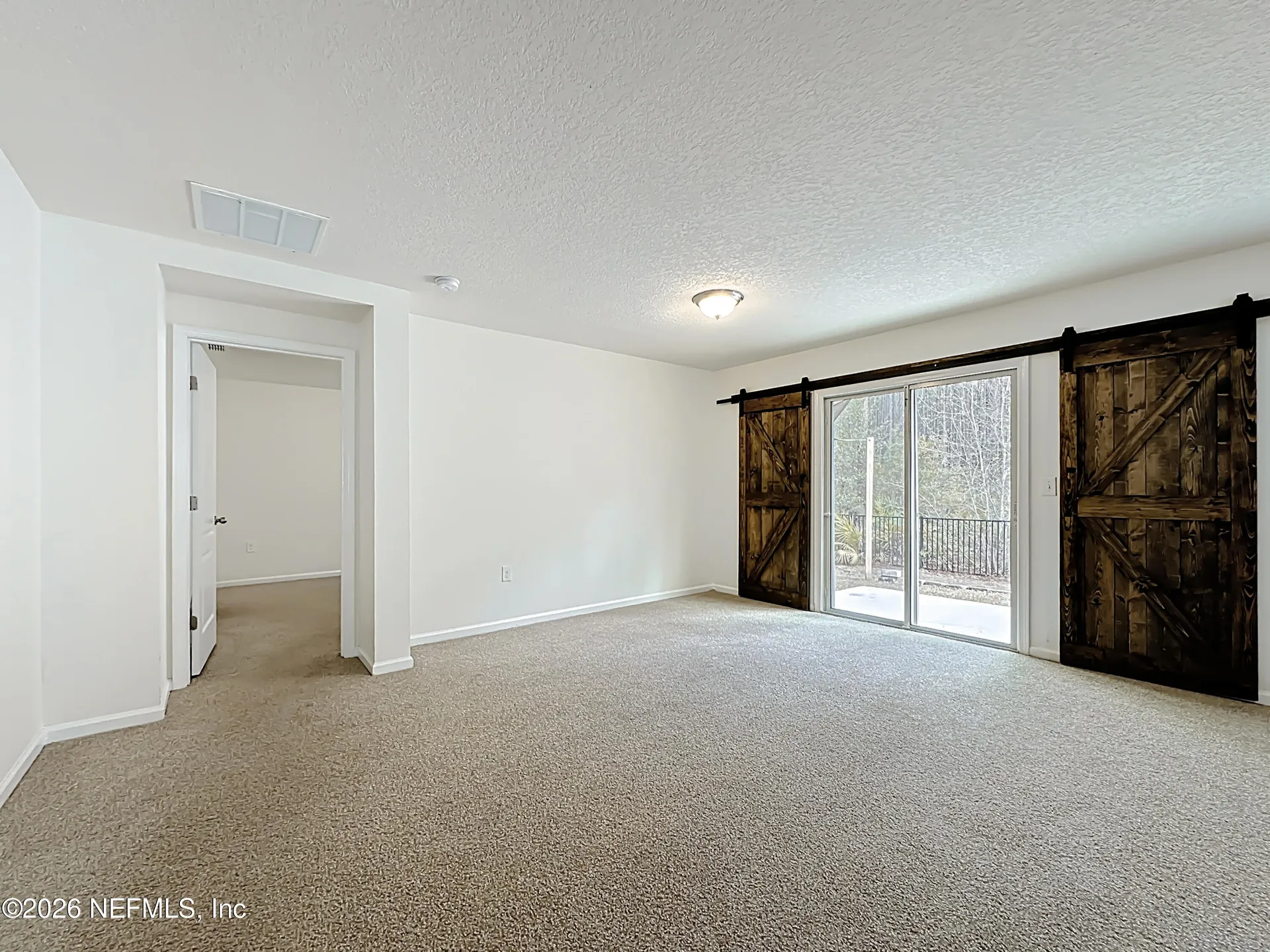 2047 April Oaks Drive Jacksonville FL 32221