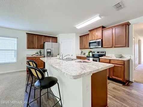2047 April Oaks Drive Jacksonville FL 32221