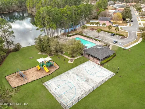 2047 April Oaks Drive Jacksonville FL 32221