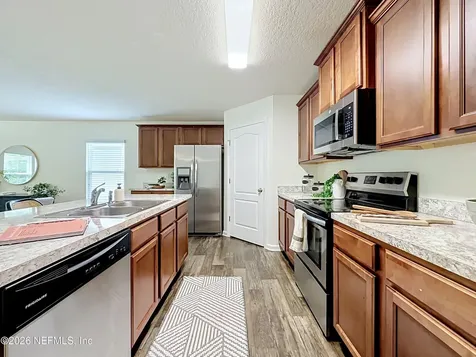 2047 April Oaks Drive Jacksonville FL 32221