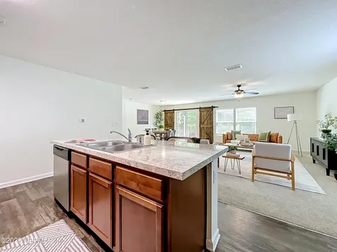 2047 April Oaks Drive Jacksonville FL 32221