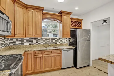 3052 College Street Jacksonville FL 32205