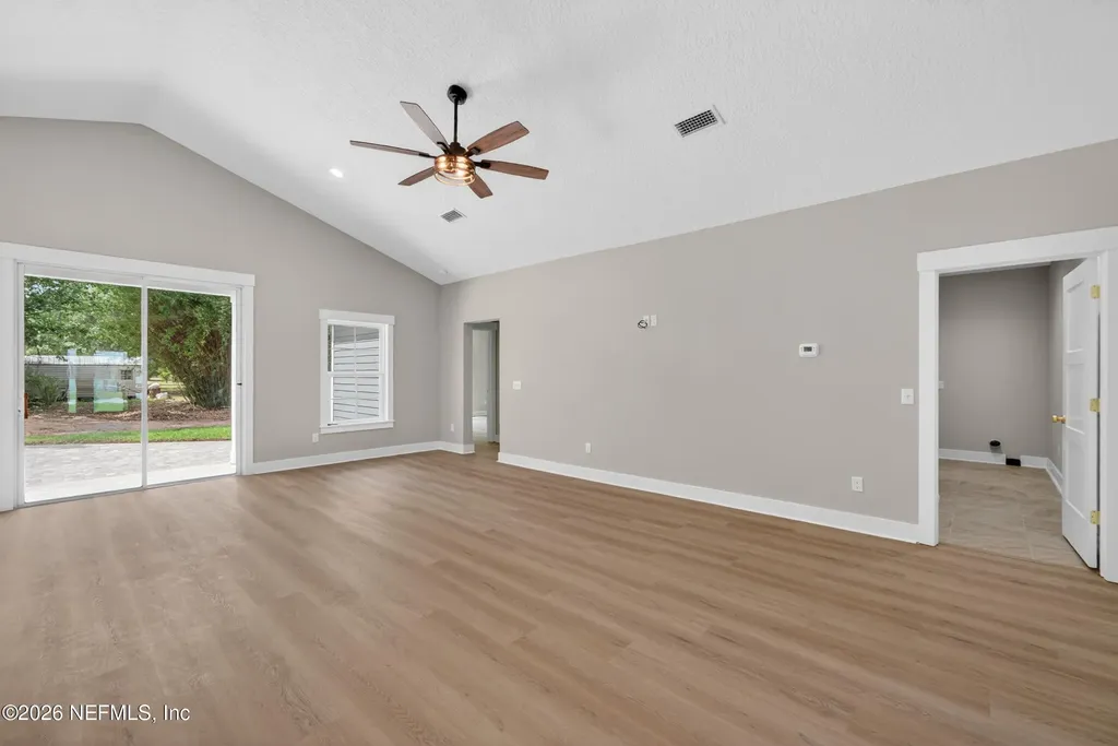 464 E Shuey Avenue Macclenny FL 32063