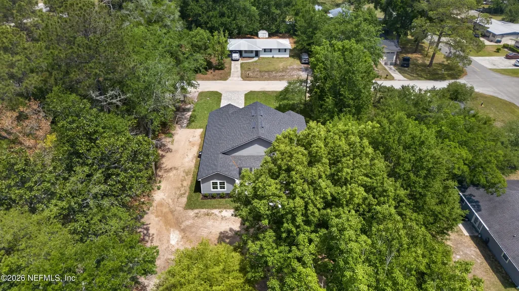 464 E Shuey Avenue Macclenny FL 32063