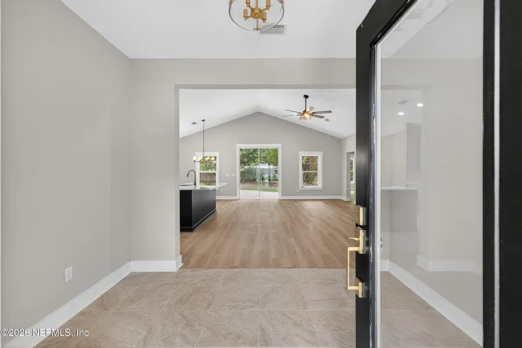 464 E Shuey Avenue Macclenny FL 32063