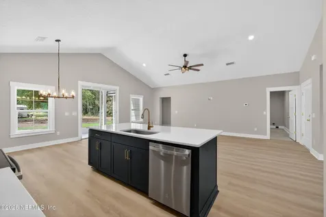 464 E Shuey Avenue Macclenny FL 32063
