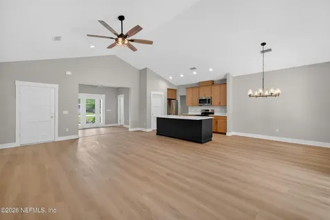 464 E Shuey Avenue Macclenny FL 32063