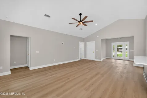 464 E Shuey Avenue Macclenny FL 32063
