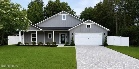 464 E Shuey Avenue Macclenny FL 32063